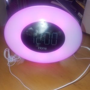 IM30SC iHome FM Color Changing Alarm Clock Radio